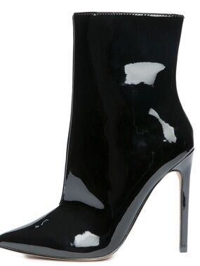 Steve Madden Wagner Black Patent Pointed-Toe Stiletto Ankle Boot